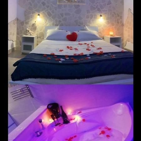 V&M Suite Con Jacuzzi Ostuni Dış mekan fotoğraf