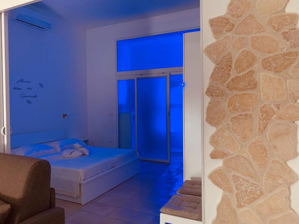 V&M Suite Con Jacuzzi Ostuni Dış mekan fotoğraf