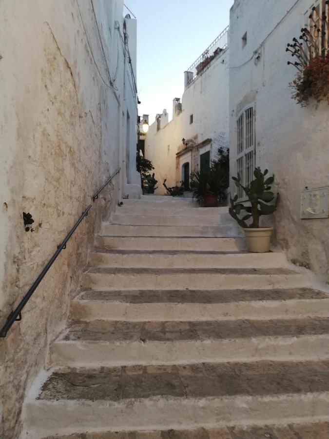V&M Suite Con Jacuzzi Ostuni Dış mekan fotoğraf