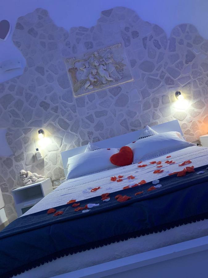 V&M Suite Con Jacuzzi Ostuni Dış mekan fotoğraf