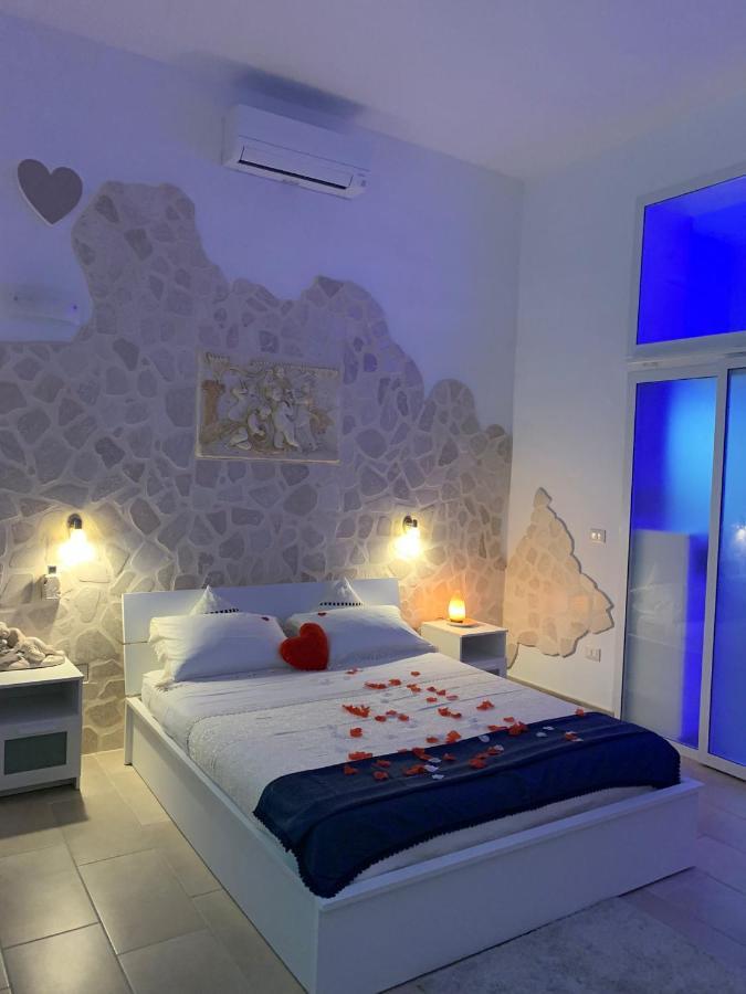 V&M Suite Con Jacuzzi Ostuni Dış mekan fotoğraf