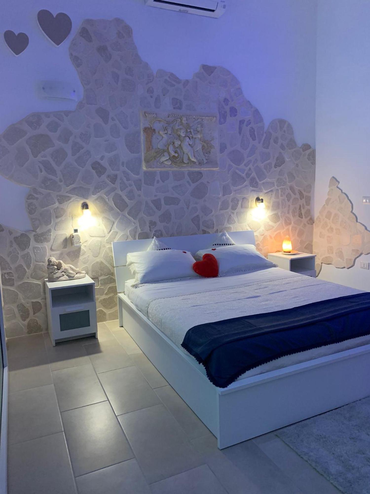 V&M Suite Con Jacuzzi Ostuni Dış mekan fotoğraf